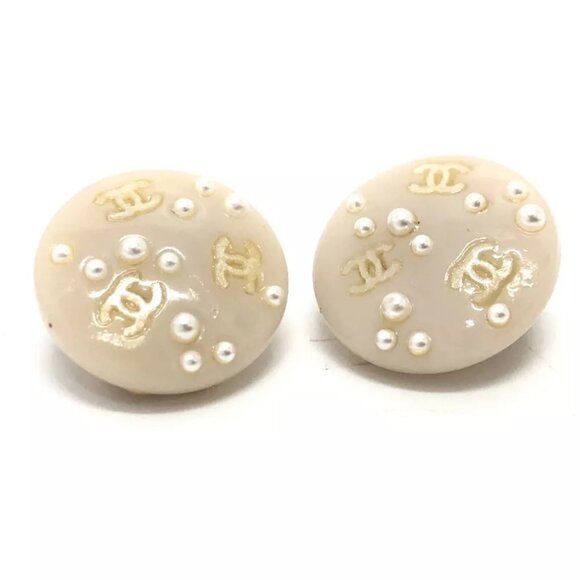 CHANEL 03P CC CC Mark Faux Pearl Round Earrings Pierce Accessories Earrings